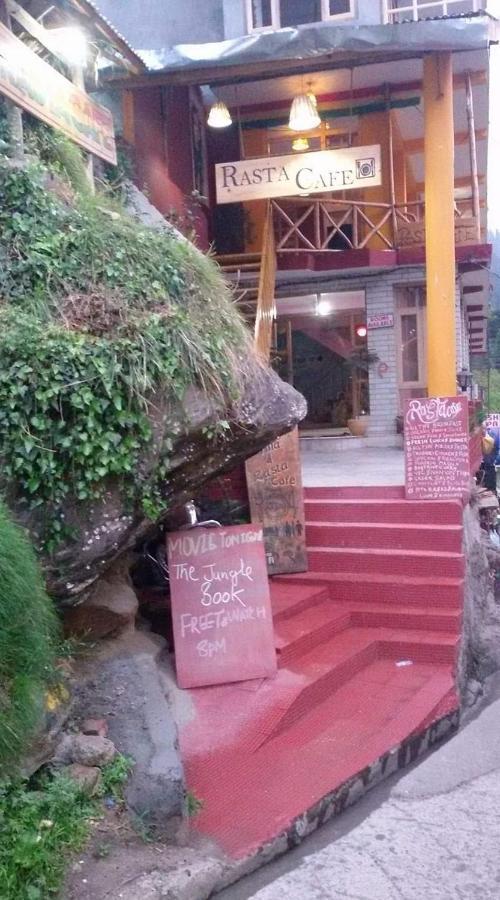 Rasta Cafe And Lodge Manāli Exterior foto